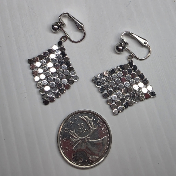 Elegant Silver toned Cluster dangle clip on 60s 70s disco Earrings - Picture 9 of 9